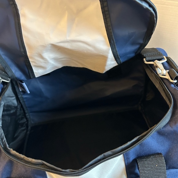 RUSSELL EXCLUSIVELY DISTRIBUTED BY PREMIUM BAGS,LLC LOGO NCCA FINAL FOUR DUFFEL - Picture 5 of 15